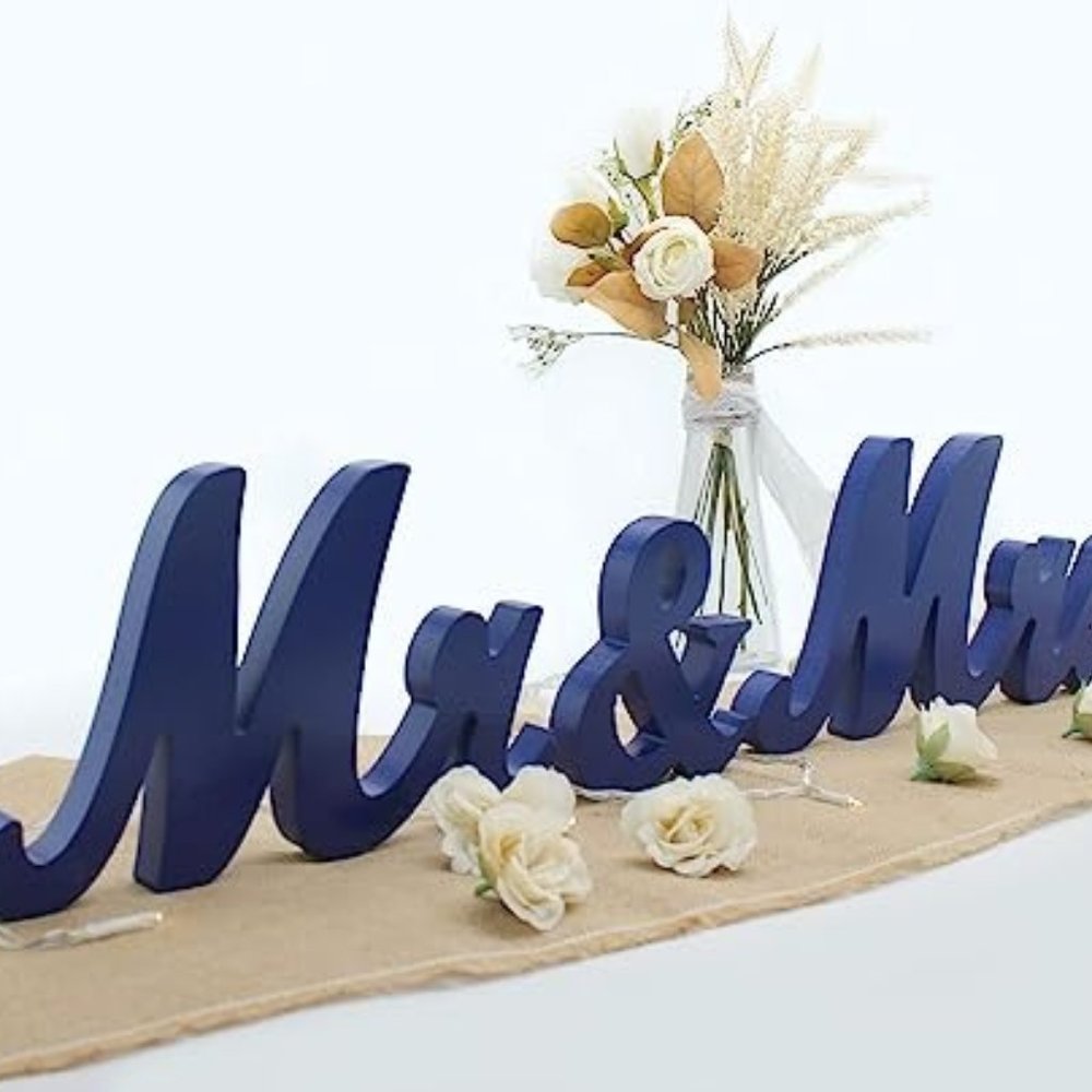 Mr & Mrs Sign for Wedding Table